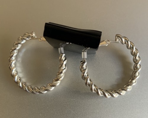 Elegante orecchino cerchio - elegante,